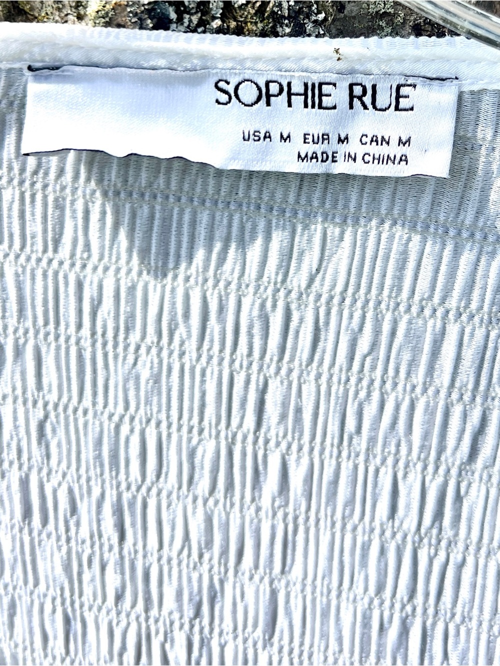 Sophie Rue Textured White Blouse V-NeckTop Size Medium - Picture 2 of 4